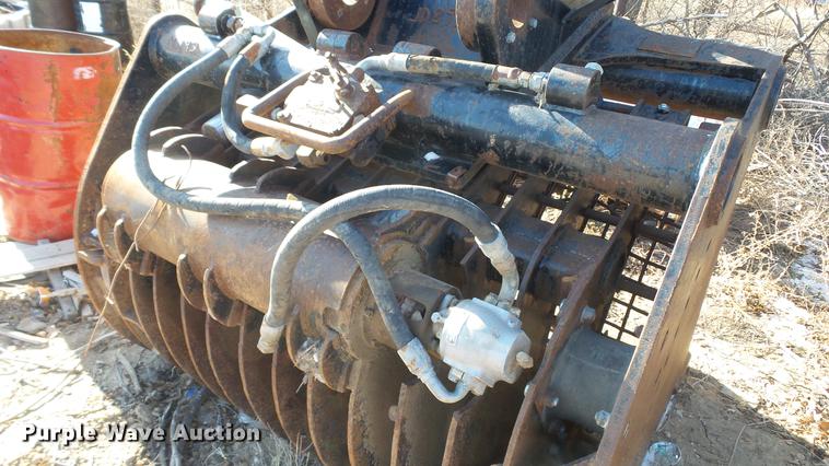 image for item DC5712 (2) Ozzies VRL-12 vibratory excavator buckets