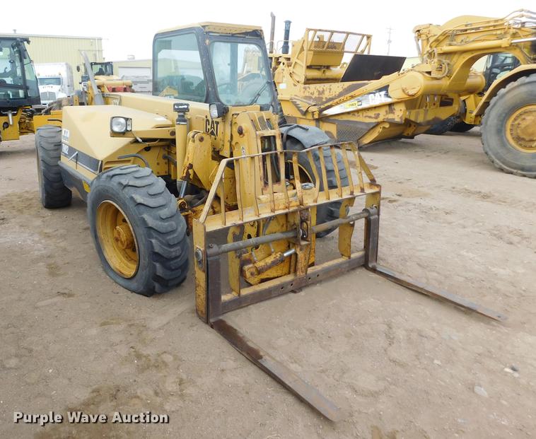 image for item DC8423 1996 Caterpillar TH82 telehandler