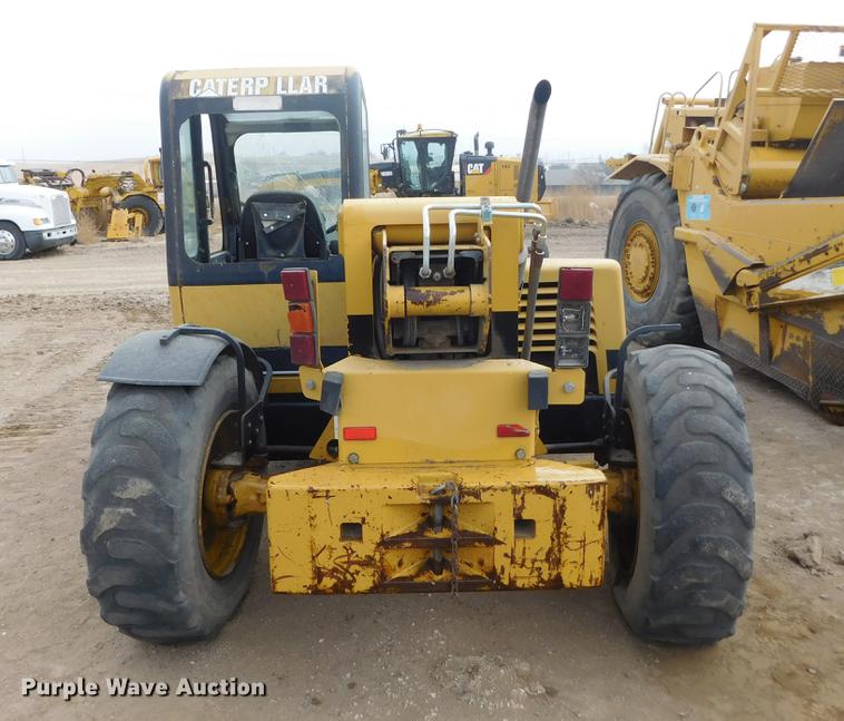 image for item DC8423 1996 Caterpillar TH82 telehandler