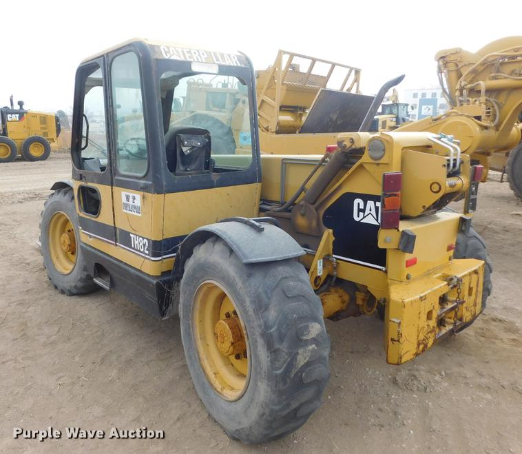image for item DC8423 1996 Caterpillar TH82 telehandler