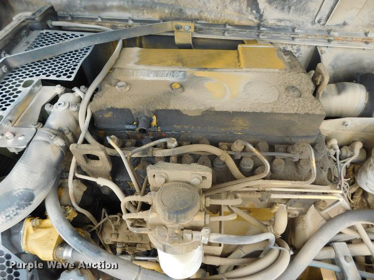 image for item DC8423 1996 Caterpillar TH82 telehandler