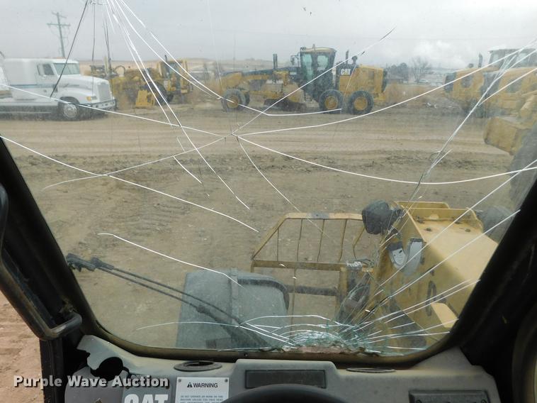 image for item DC8423 1996 Caterpillar TH82 telehandler