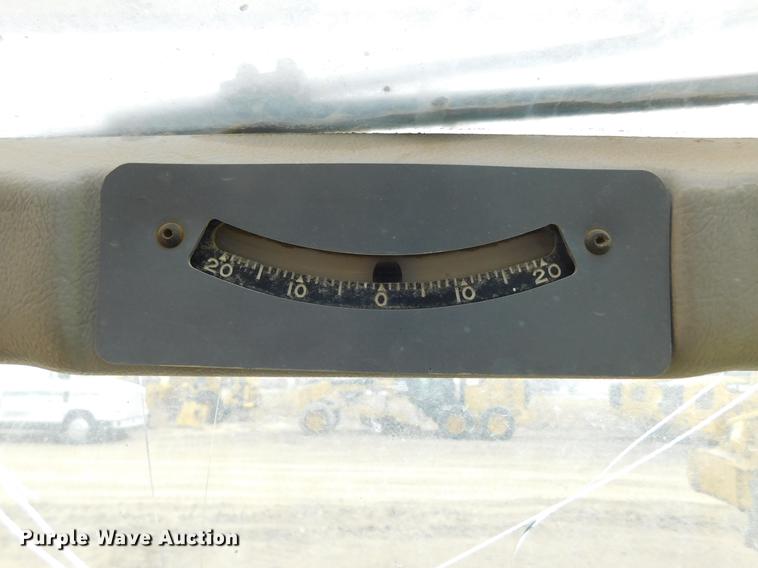 image for item DC8423 1996 Caterpillar TH82 telehandler