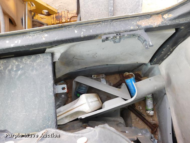 image for item DC8423 1996 Caterpillar TH82 telehandler