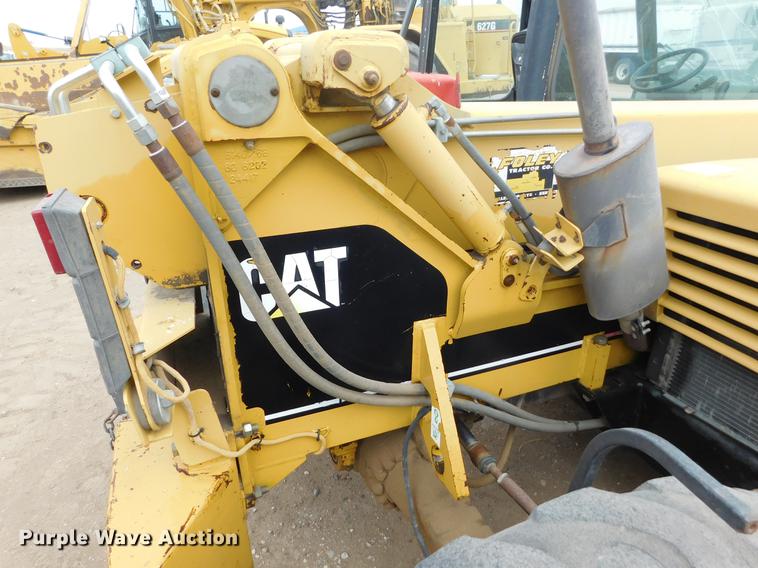 image for item DC8423 1996 Caterpillar TH82 telehandler
