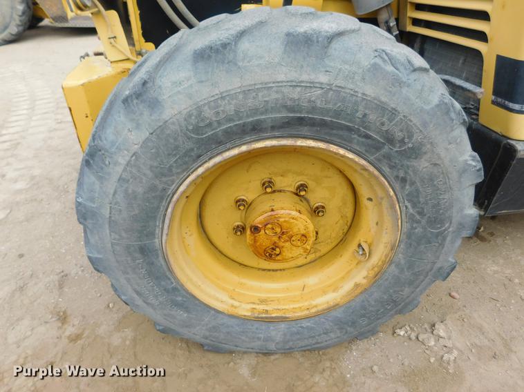 image for item DC8423 1996 Caterpillar TH82 telehandler