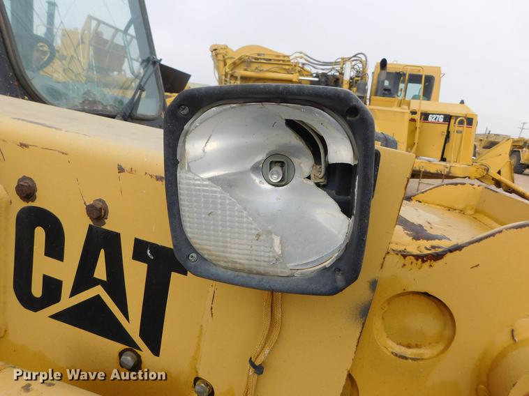 image for item DC8423 1996 Caterpillar TH82 telehandler