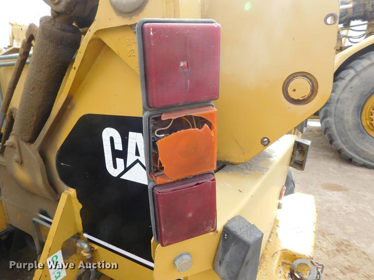 image for item DC8423 1996 Caterpillar TH82 telehandler