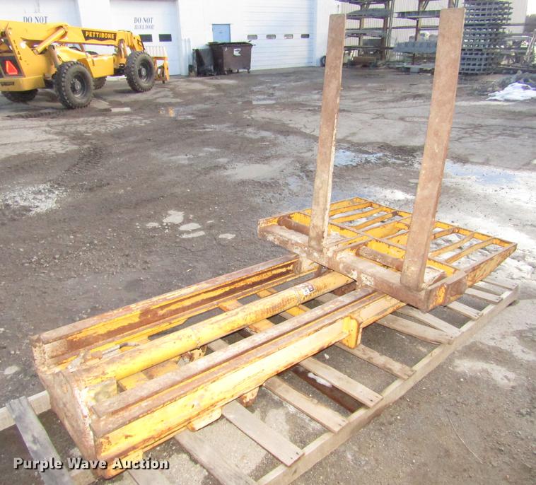 image for item DD2928 Forklift mast