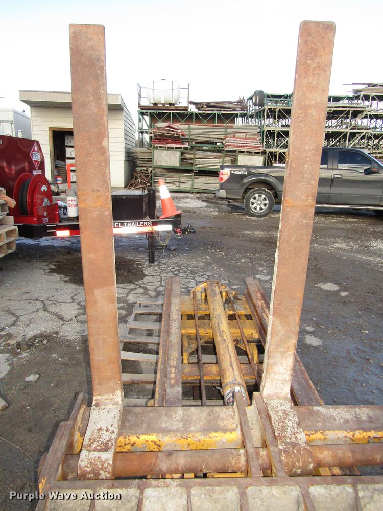 image for item DD2928 Forklift mast