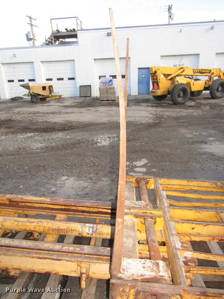 image for item DD2928 Forklift mast