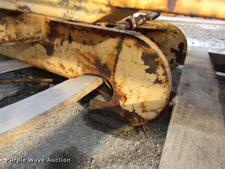 image for item DD2928 Forklift mast