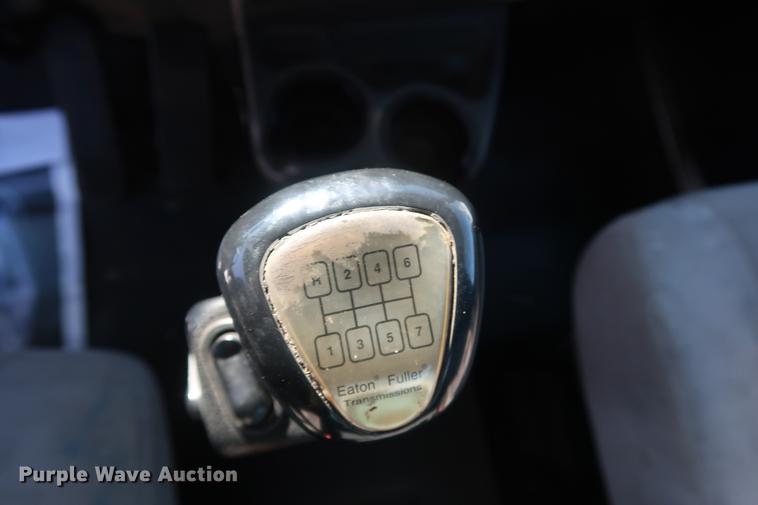 image for item DD9084 2002 Kenworth T300 dump truck