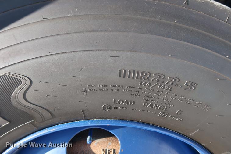 image for item DD9084 2002 Kenworth T300 dump truck