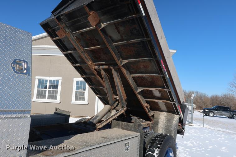 image for item DD9084 2002 Kenworth T300 dump truck