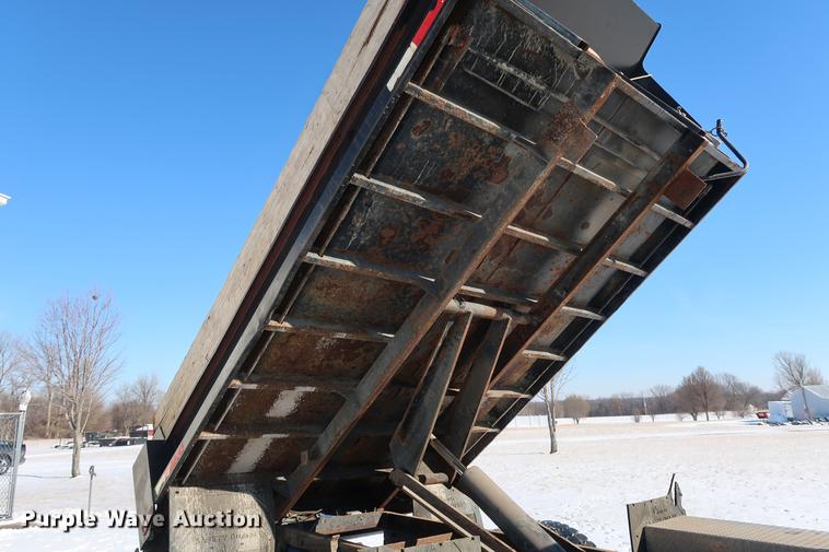 image for item DD9084 2002 Kenworth T300 dump truck