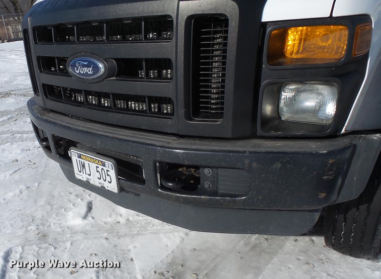 image for item EA9673 2009 Ford F450 Super Duty utility truck