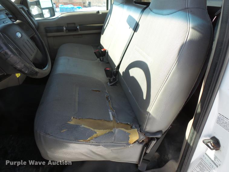 image for item EA9673 2009 Ford F450 Super Duty utility truck