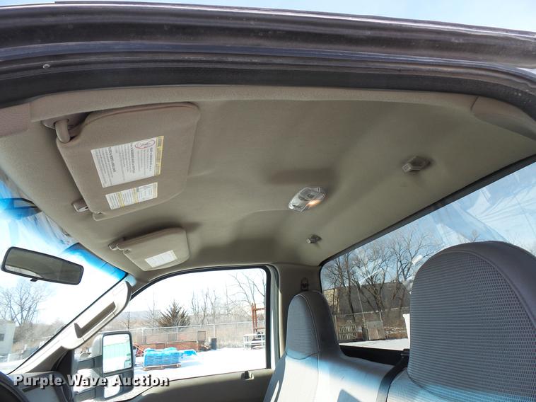 image for item EA9673 2009 Ford F450 Super Duty utility truck