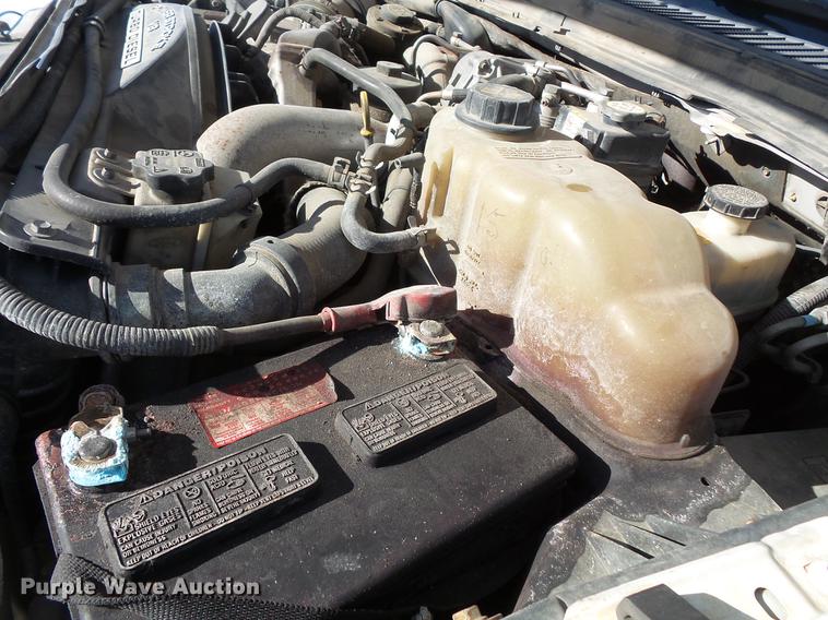 image for item EA9673 2009 Ford F450 Super Duty utility truck