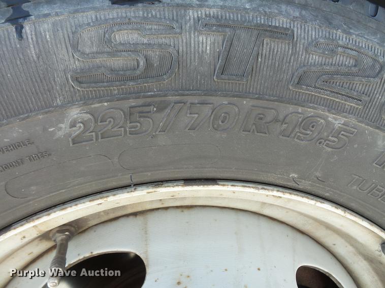 image for item EA9673 2009 Ford F450 Super Duty utility truck