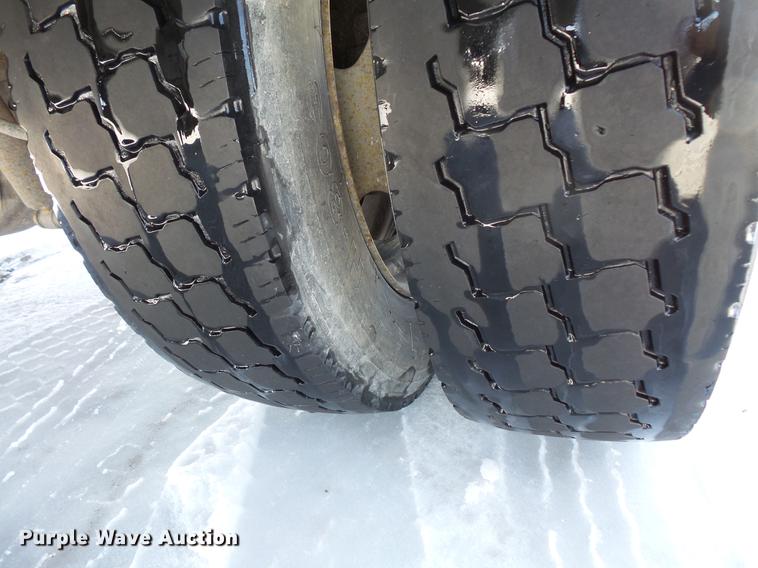 image for item EA9673 2009 Ford F450 Super Duty utility truck