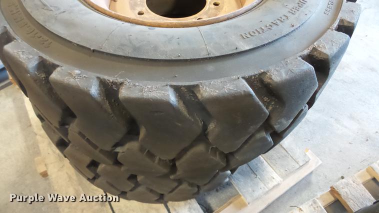 image for item EC9552 2000 Case 1845C skid steer