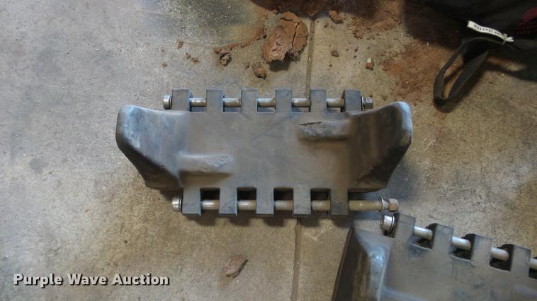 image for item EC9552 2000 Case 1845C skid steer