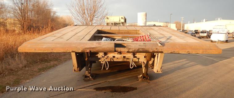 image for item J5511 1986 Load King drop deck trailer