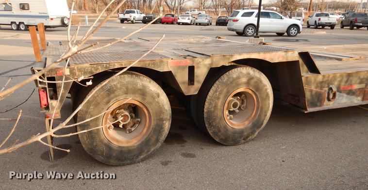 image for item J5511 1986 Load King drop deck trailer