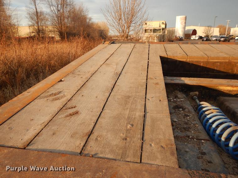 image for item J5511 1986 Load King drop deck trailer