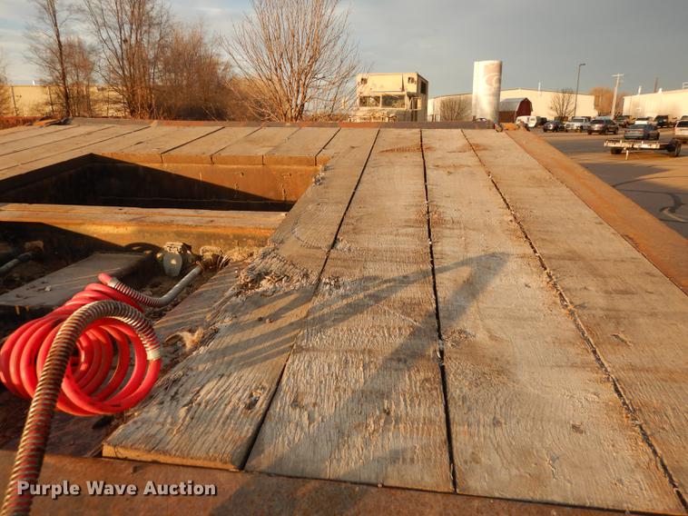 image for item J5511 1986 Load King drop deck trailer