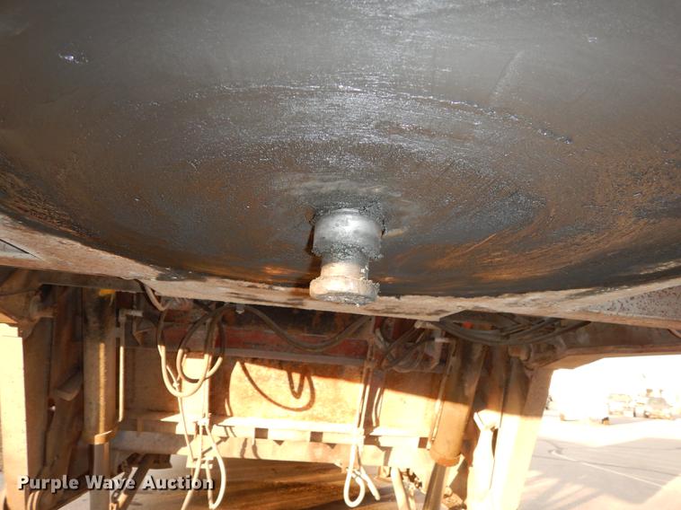 image for item J5511 1986 Load King drop deck trailer