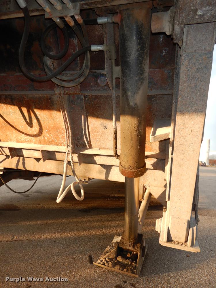 image for item J5511 1986 Load King drop deck trailer