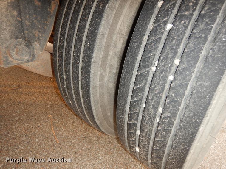 image for item J5511 1986 Load King drop deck trailer