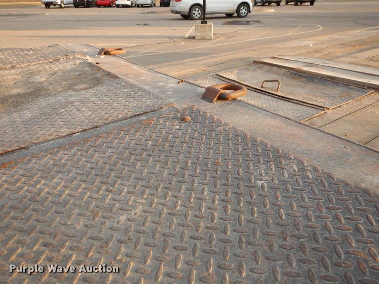 image for item J5511 1986 Load King drop deck trailer