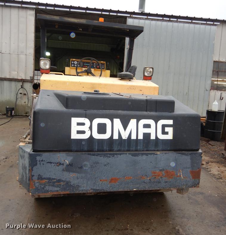image for item J5531 Bomag BW266 vibratory double drum roller