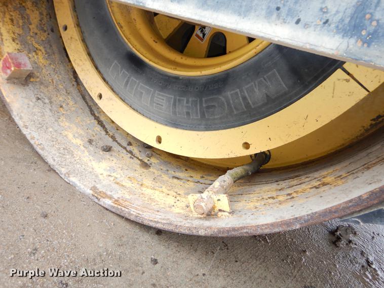 image for item J5531 Bomag BW266 vibratory double drum roller