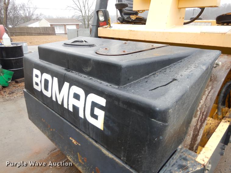 image for item J5531 Bomag BW266 vibratory double drum roller