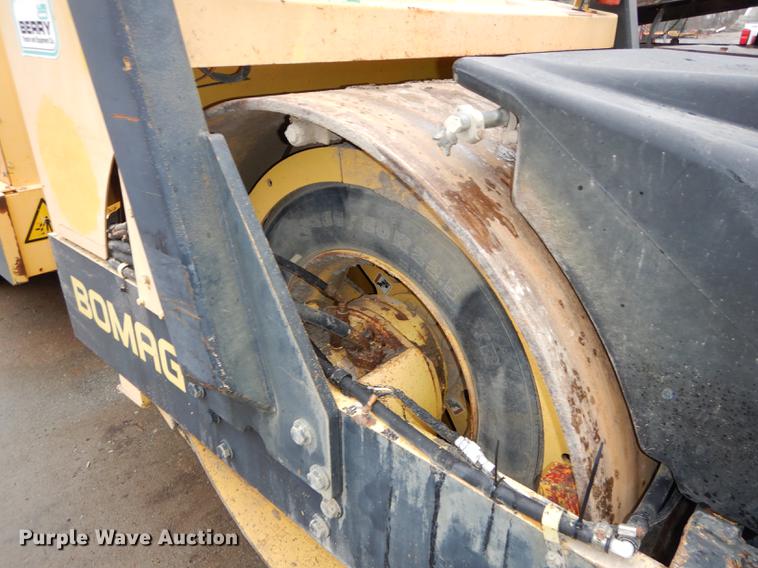 image for item J5531 Bomag BW266 vibratory double drum roller
