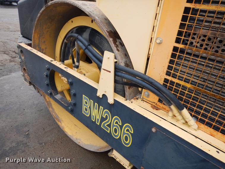 image for item J5531 Bomag BW266 vibratory double drum roller