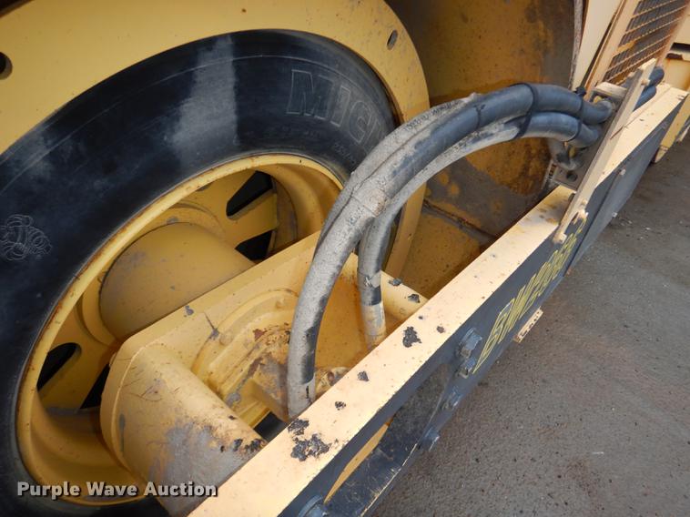 image for item J5531 Bomag BW266 vibratory double drum roller
