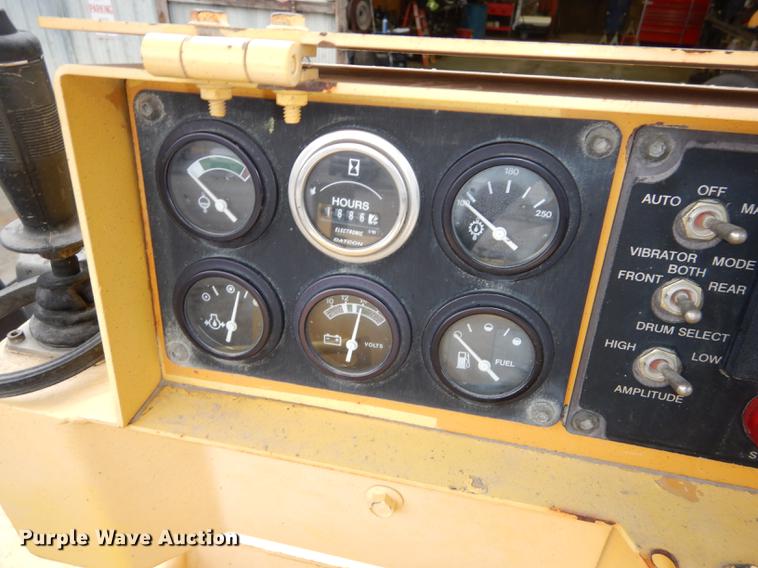 image for item J5531 Bomag BW266 vibratory double drum roller