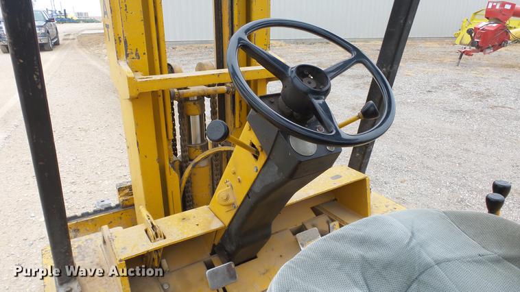 image for item DC1957 Caterpillar V70D forklift