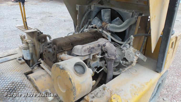 image for item DC1957 Caterpillar V70D forklift