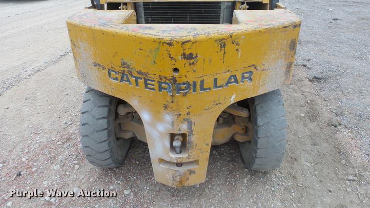 image for item DC1957 Caterpillar V70D forklift