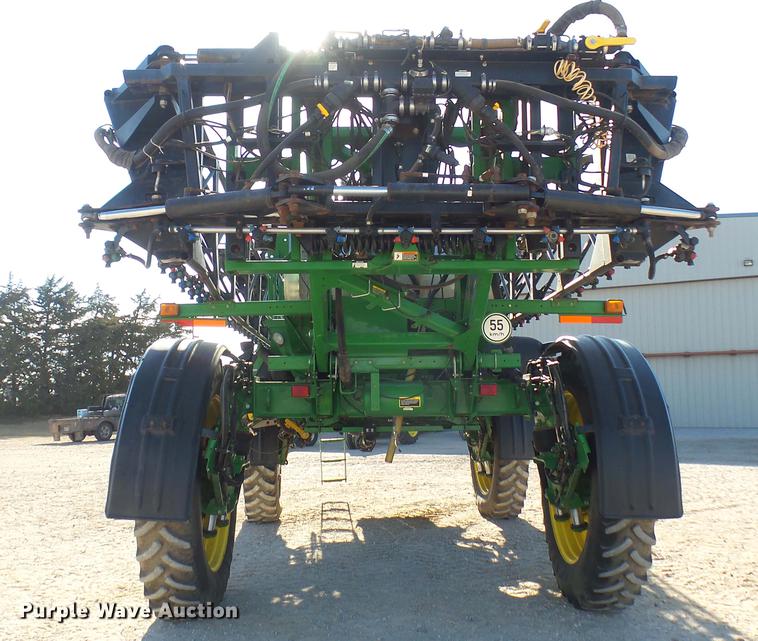 image for item DC1976 2013 John Deere 4940 self-propelled applicator