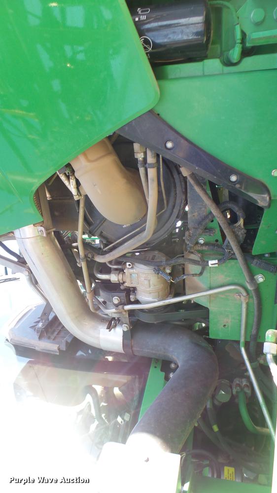 image for item DC1976 2013 John Deere 4940 self-propelled applicator