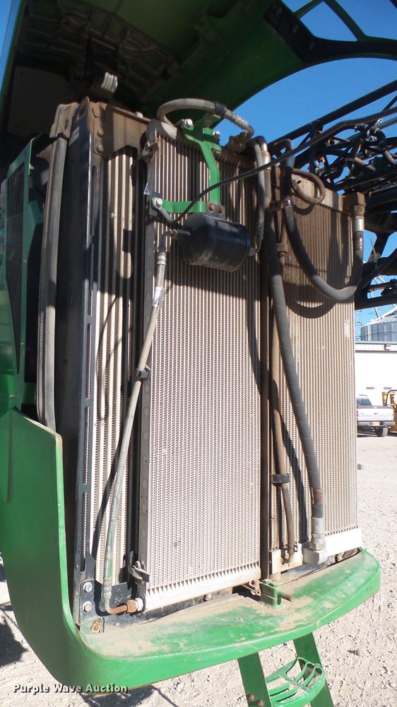 image for item DC1976 2013 John Deere 4940 self-propelled applicator