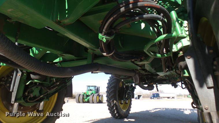 image for item DC1976 2013 John Deere 4940 self-propelled applicator